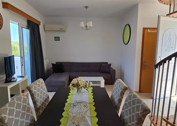 Olive Paradise Maison بيت للعطل