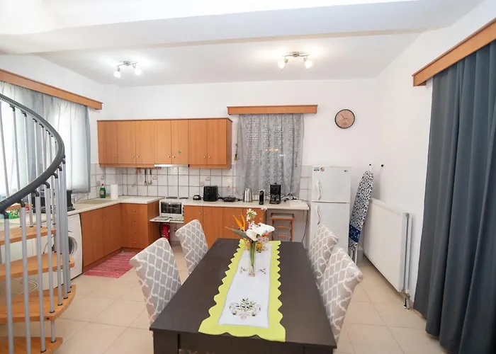 Holiday home Olive Paradise Maison *