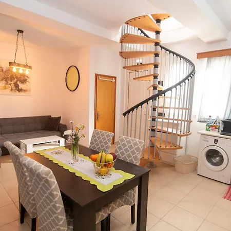 Semesterbostad Olive Paradise Maison *